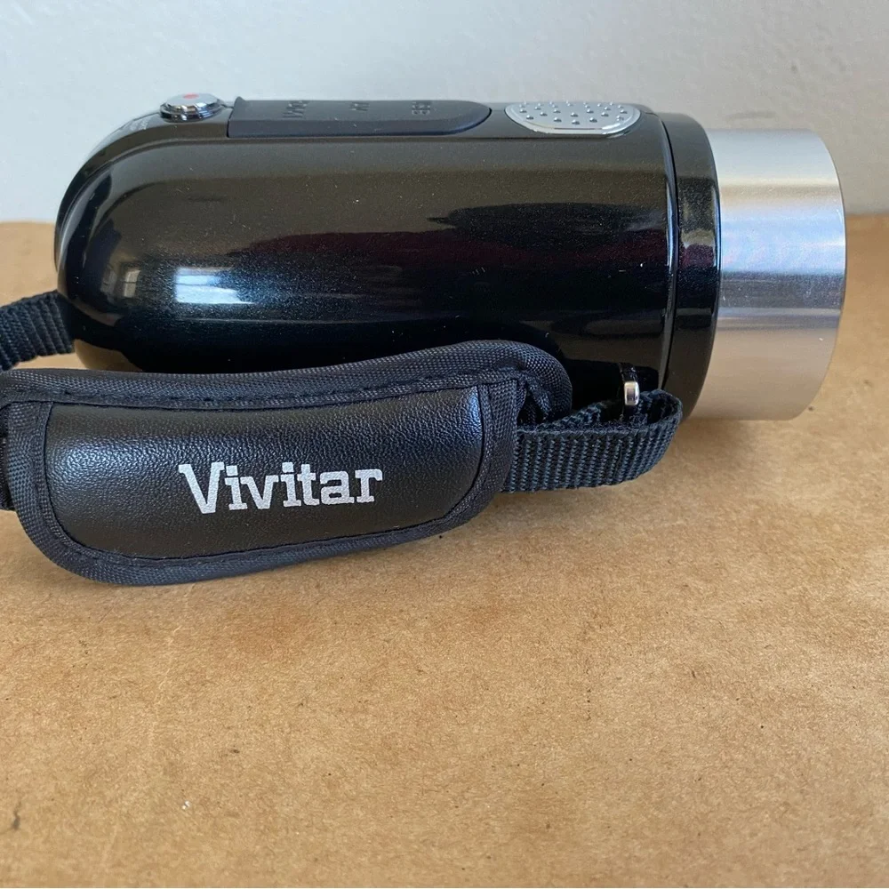 VIVITAR DVR 790HD Digital Video camera
